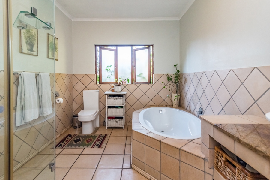 4 Bedroom Property for Sale in Ruimsig Country Estate Gauteng