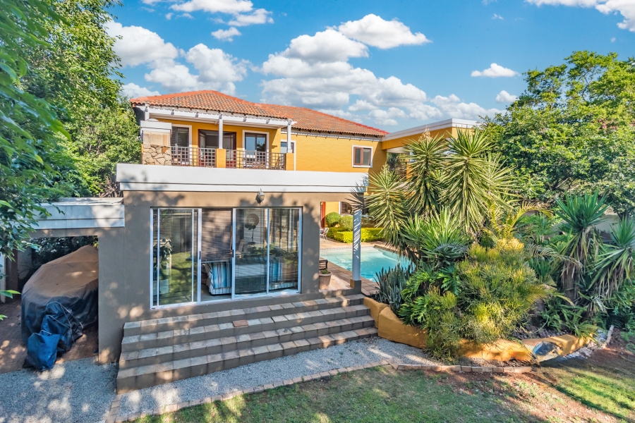 4 Bedroom Property for Sale in Ruimsig Country Estate Gauteng