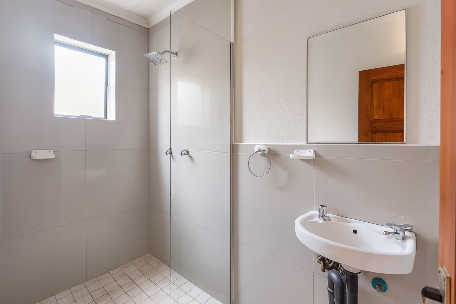 1 Bedroom Property for Sale in Mohlakeng Gauteng