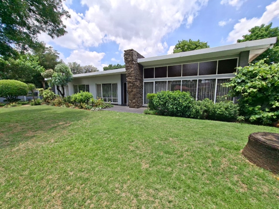 3 Bedroom Property for Sale in Selcourt Gauteng