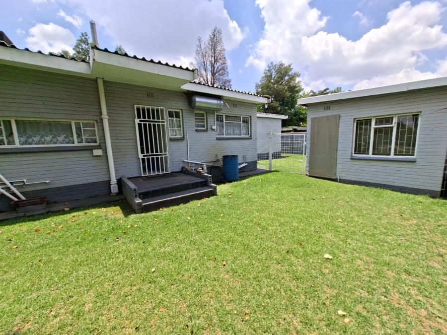 3 Bedroom Property for Sale in Selcourt Gauteng