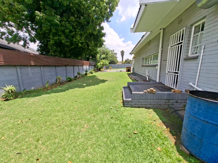 3 Bedroom Property for Sale in Selcourt Gauteng