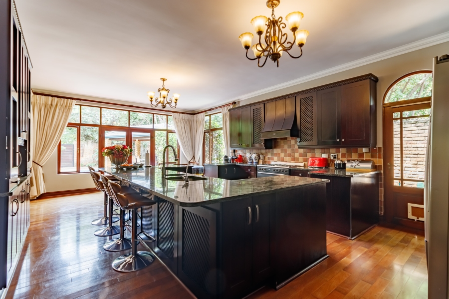 5 Bedroom Property for Sale in Carlswald Estate Gauteng