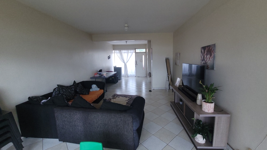 2 Bedroom Property for Sale in Baileys Muckleneuk Gauteng