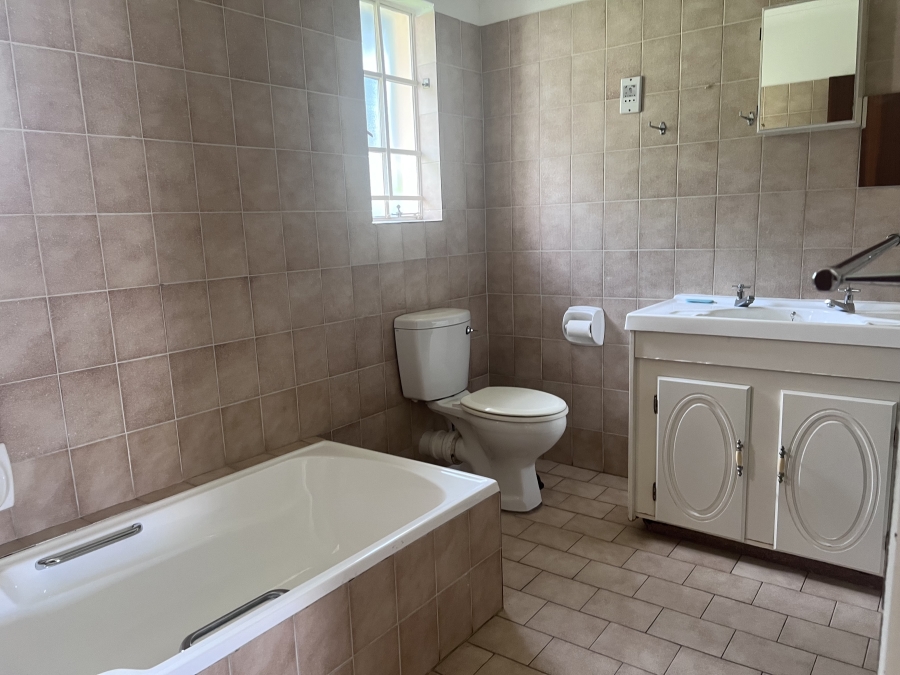 3 Bedroom Property for Sale in Die Wilgers Gauteng
