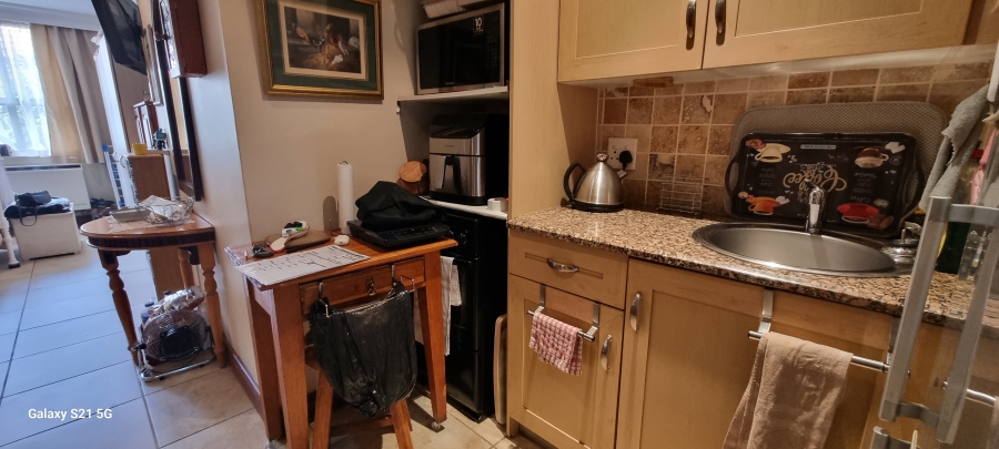 1 Bedroom Property for Sale in Newlands Gauteng