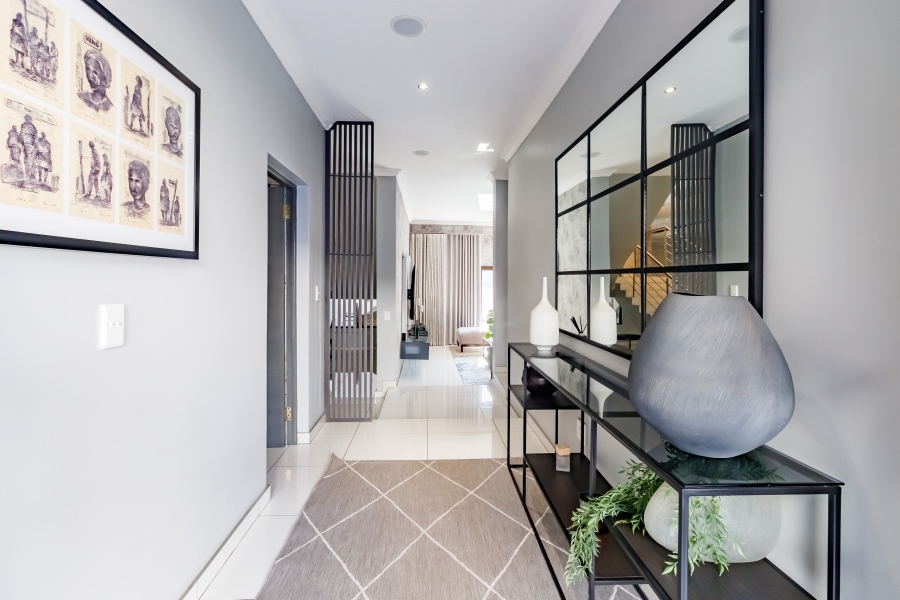 4 Bedroom Property for Sale in Carlswald North Estate Gauteng