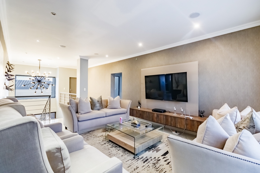 4 Bedroom Property for Sale in Carlswald North Estate Gauteng