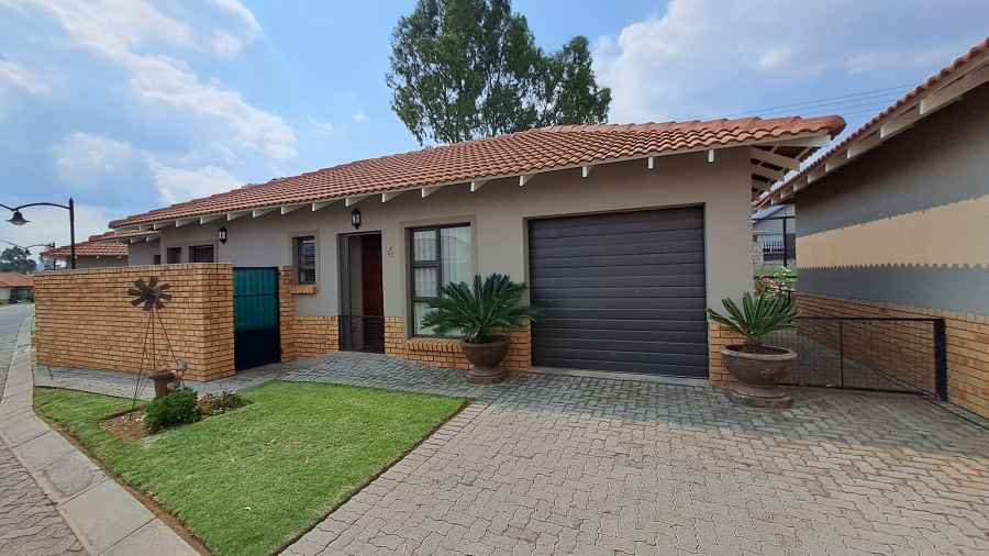 2 Bedroom Property for Sale in Jordaan Park Gauteng