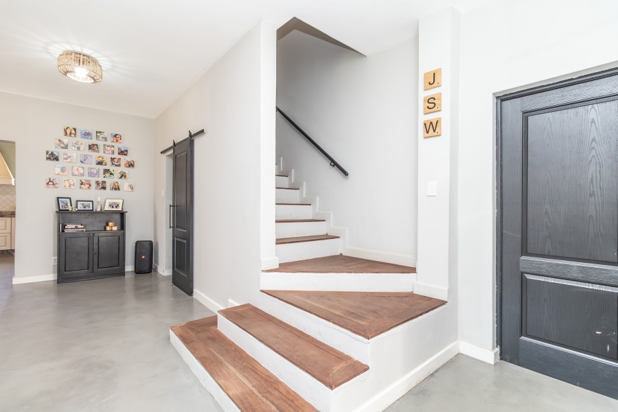 4 Bedroom Property for Sale in Bryanston Gauteng