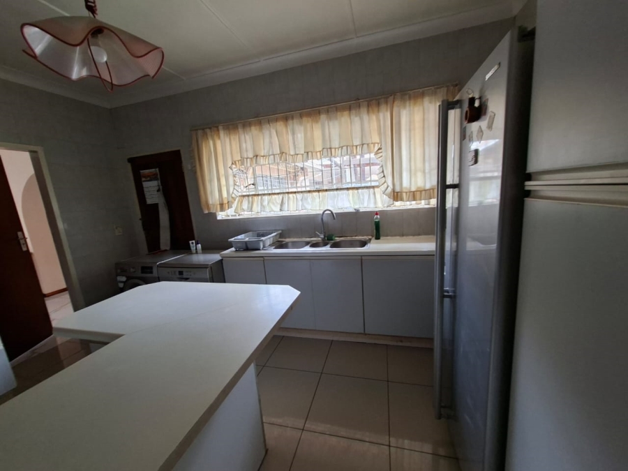 4 Bedroom Property for Sale in Selcourt Gauteng