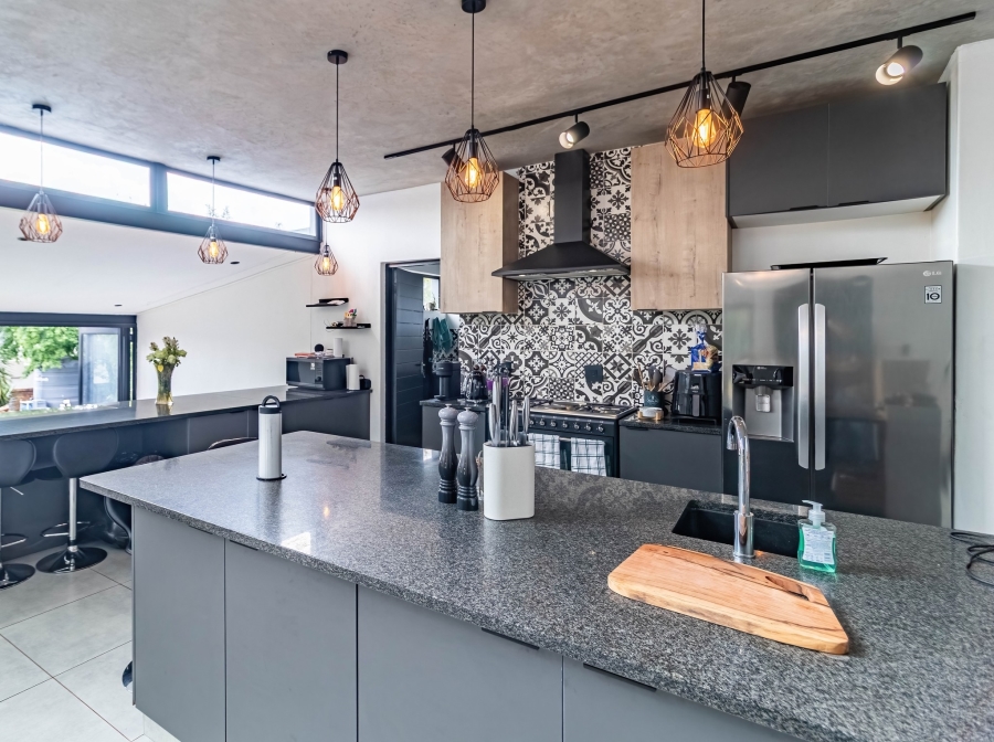 3 Bedroom Property for Sale in Bedfordview Gauteng