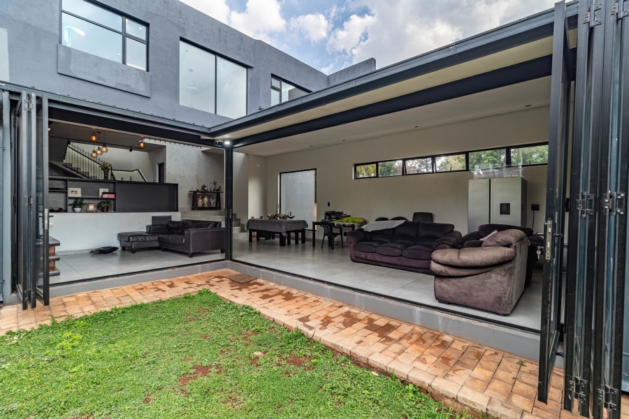 3 Bedroom Property for Sale in Bedfordview Gauteng