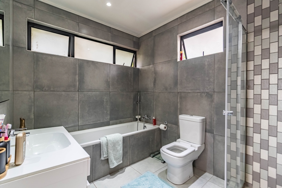 3 Bedroom Property for Sale in Bedfordview Gauteng