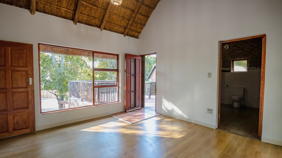 4 Bedroom Property for Sale in Garsfontein Gauteng