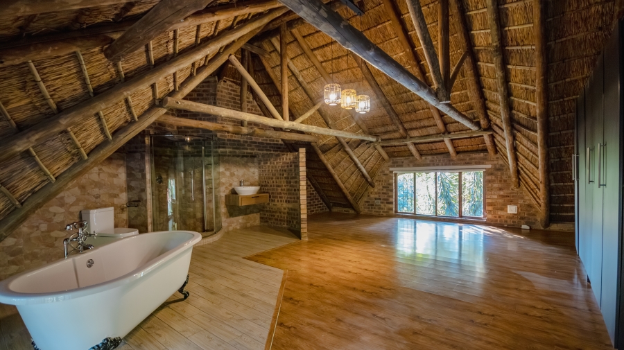 4 Bedroom Property for Sale in Garsfontein Gauteng