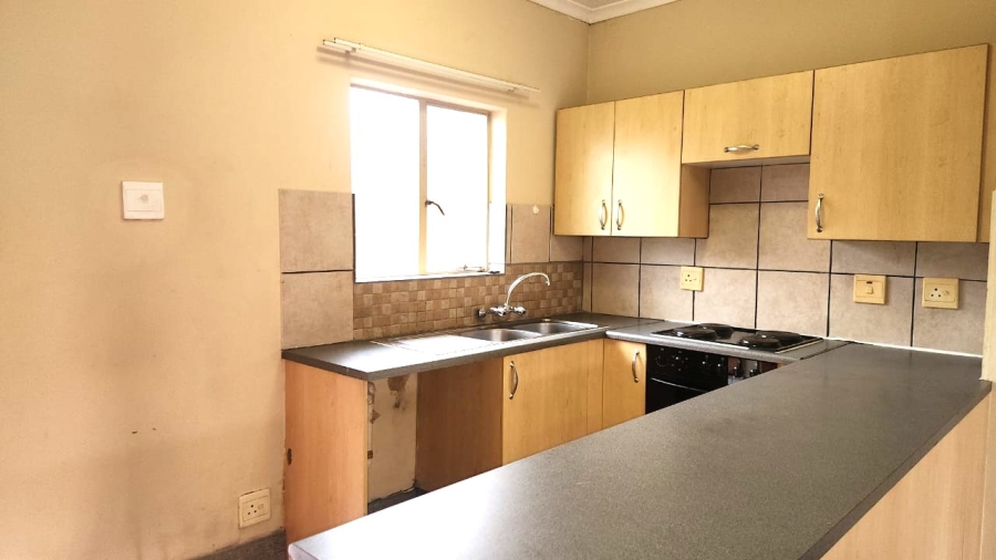 1 Bedroom Property for Sale in Wapadrand Gauteng