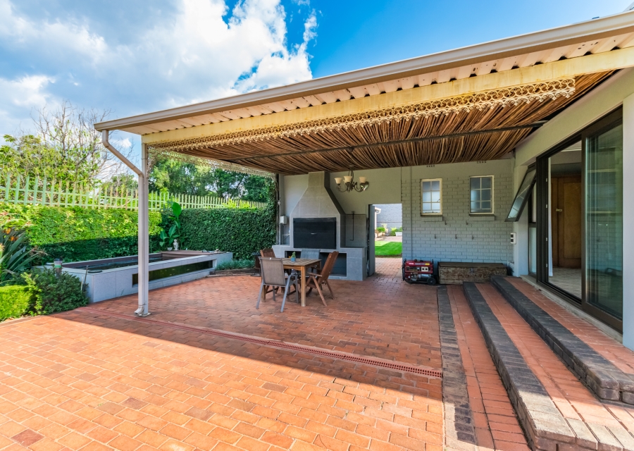 4 Bedroom Property for Sale in Krugersdorp North Gauteng