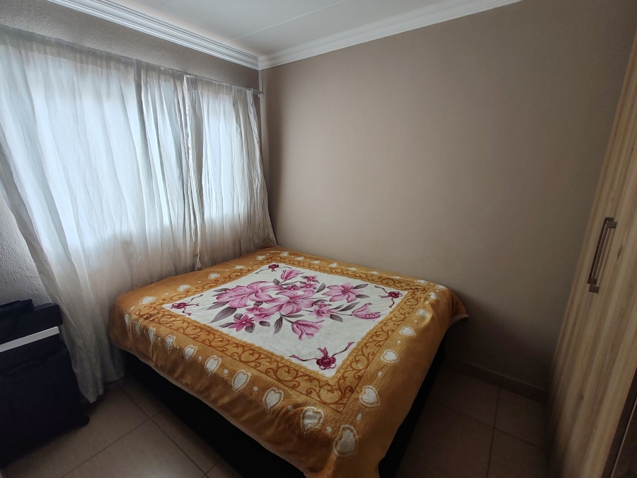 2 Bedroom Property for Sale in Andeon AH Gauteng