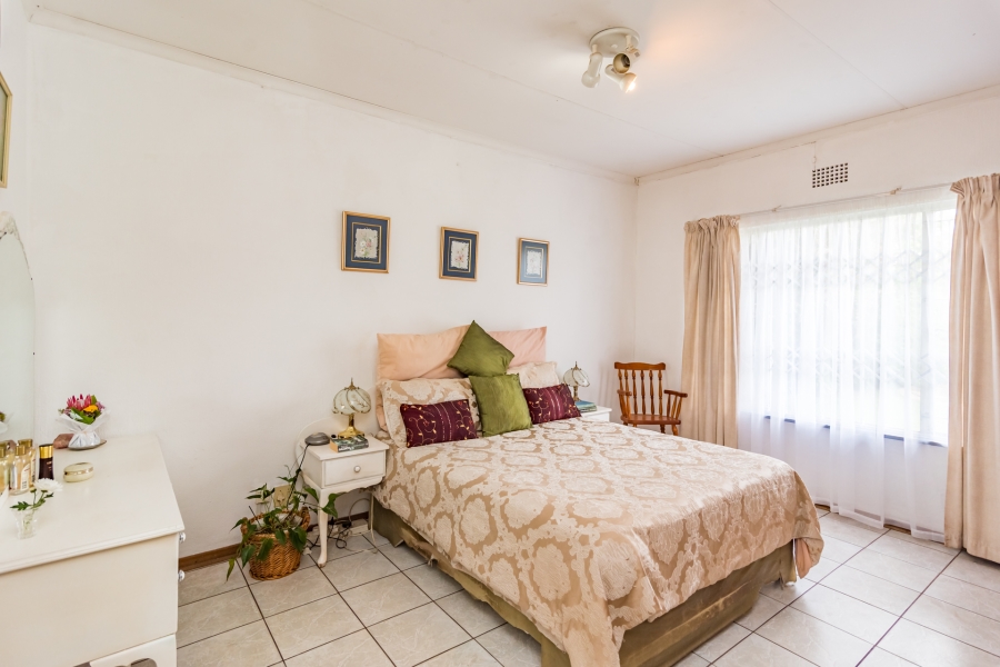 3 Bedroom Property for Sale in Breaunanda Gauteng