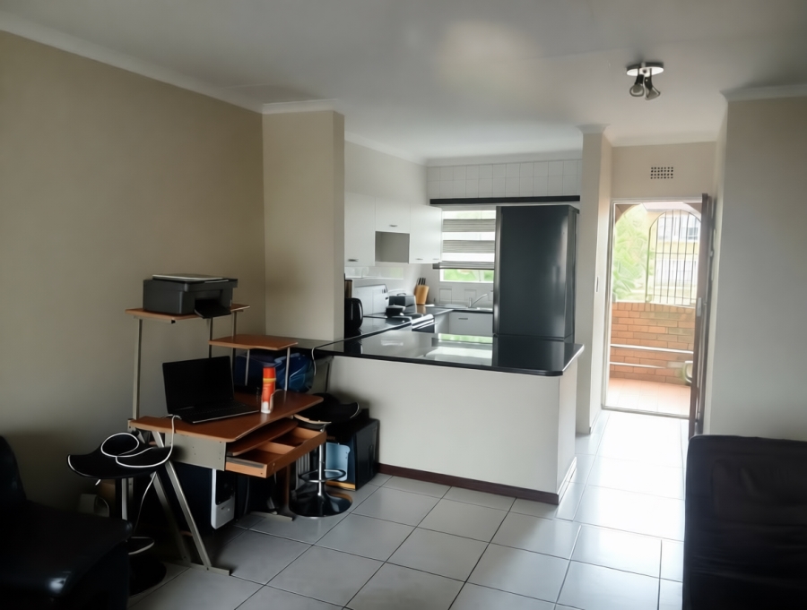 2 Bedroom Property for Sale in Buccleuch Gauteng