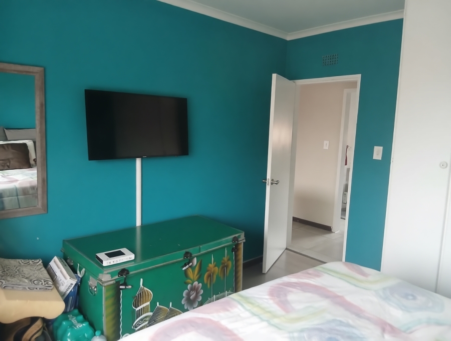 2 Bedroom Property for Sale in Buccleuch Gauteng