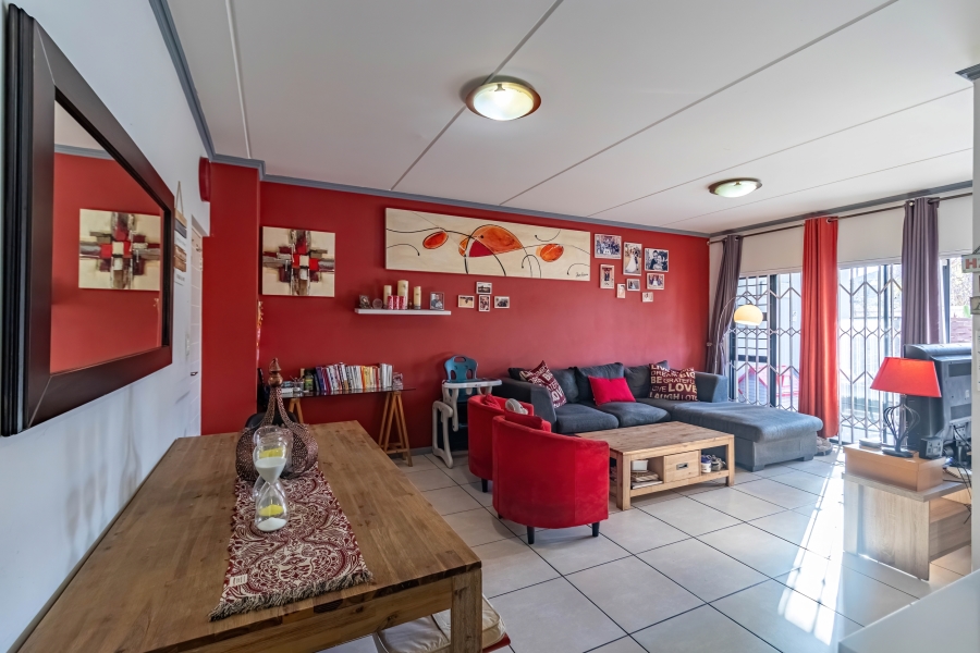 3 Bedroom Property for Sale in Greenstone Hill Gauteng