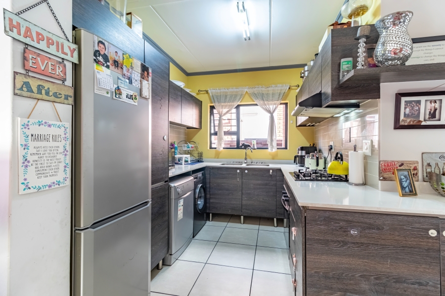 3 Bedroom Property for Sale in Greenstone Hill Gauteng