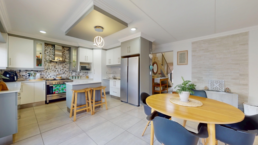 3 Bedroom Property for Sale in Bartlett Gauteng