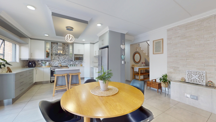 3 Bedroom Property for Sale in Bartlett Gauteng