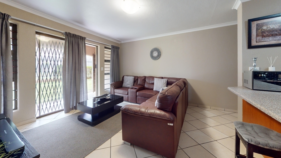 2 Bedroom Property for Sale in Jansenpark Gauteng