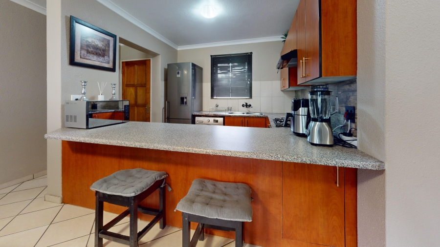 2 Bedroom Property for Sale in Jansenpark Gauteng