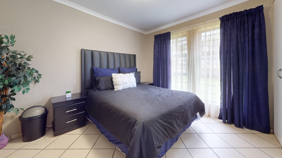 2 Bedroom Property for Sale in Jansenpark Gauteng