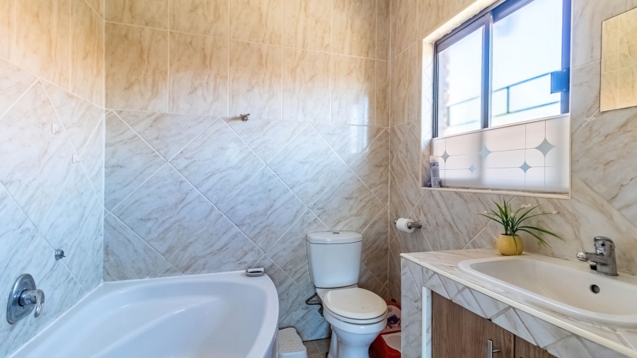 2 Bedroom Property for Sale in Eastleigh Gauteng