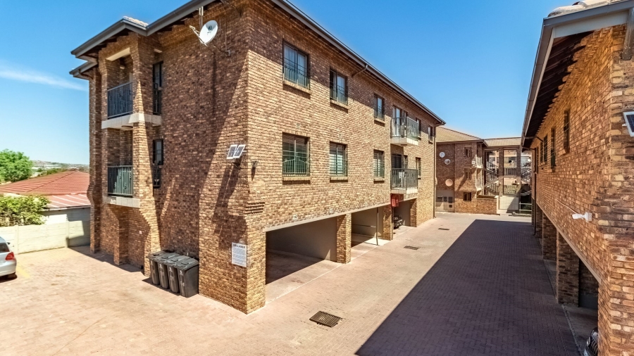 2 Bedroom Property for Sale in Eastleigh Gauteng