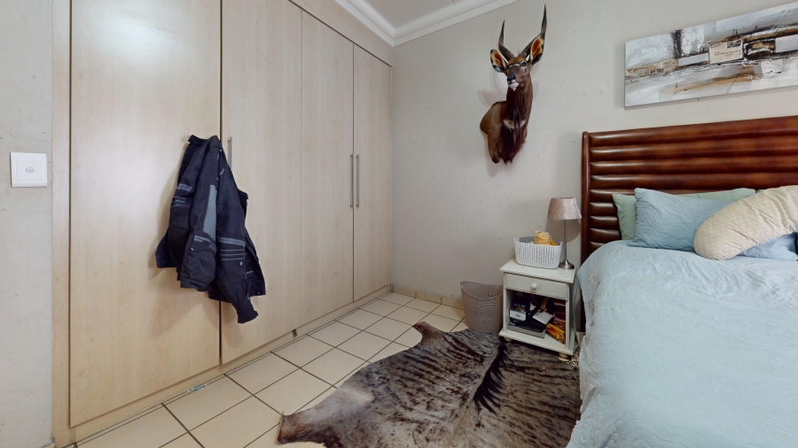 2 Bedroom Property for Sale in Ravenswood Gauteng