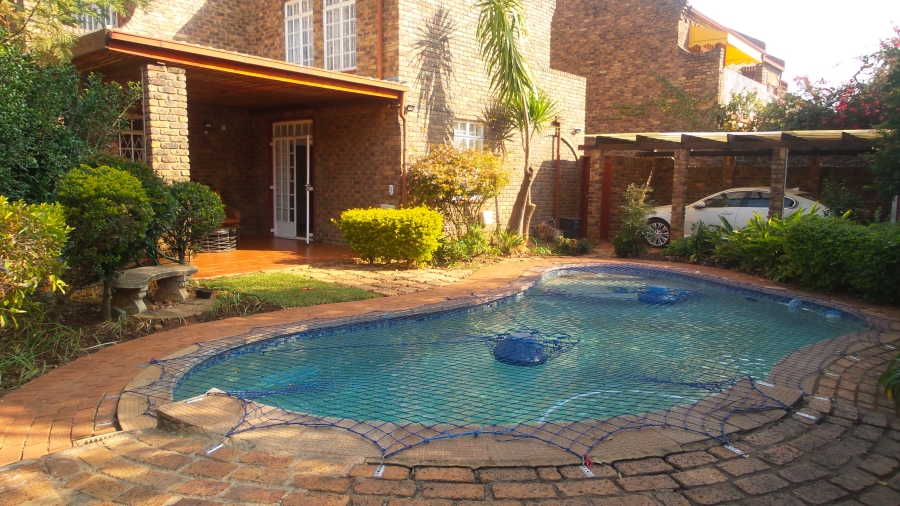 3 Bedroom Property for Sale in Waterkloof Gauteng