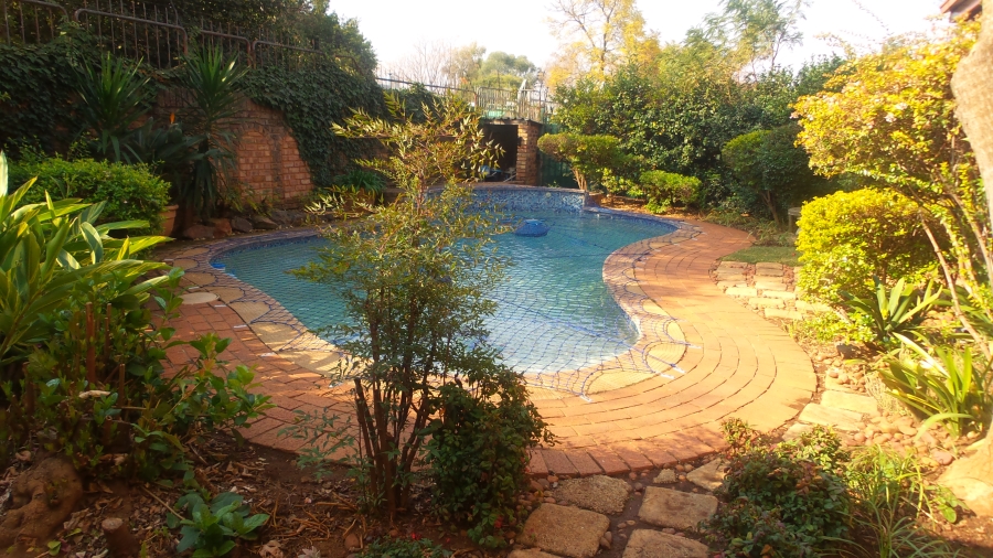 3 Bedroom Property for Sale in Waterkloof Gauteng