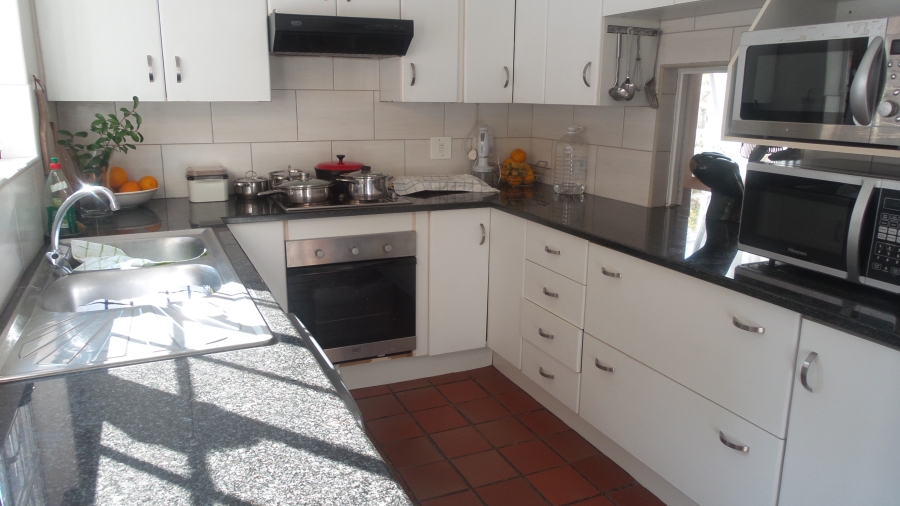 3 Bedroom Property for Sale in Waterkloof Gauteng