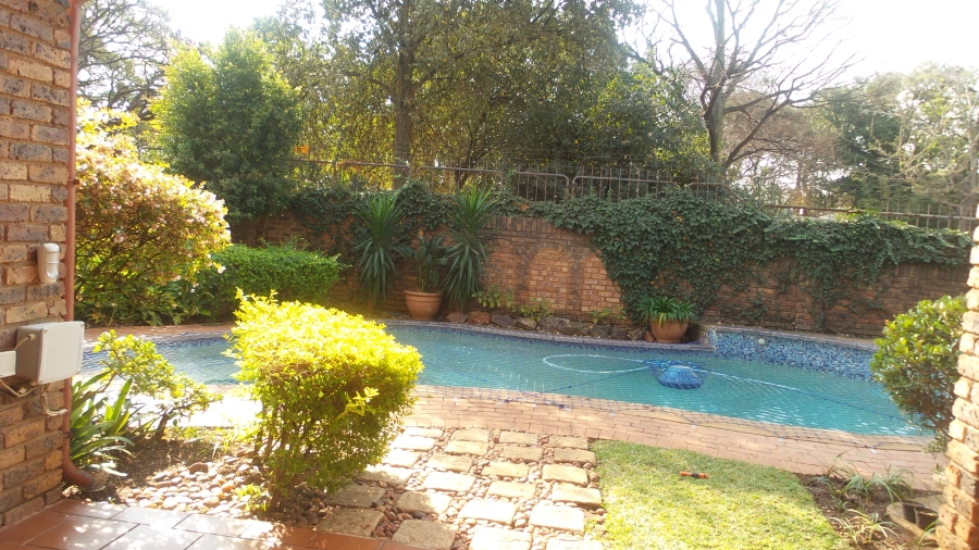 3 Bedroom Property for Sale in Waterkloof Gauteng