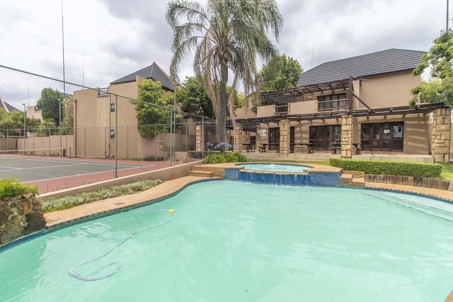 1 Bedroom Property for Sale in Sunninghill Gauteng