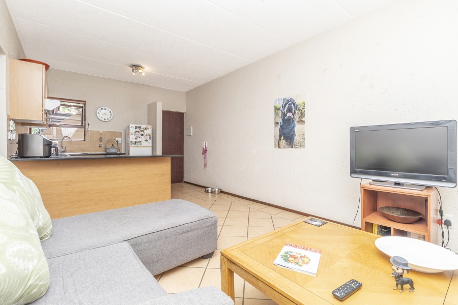 1 Bedroom Property for Sale in Sunninghill Gauteng