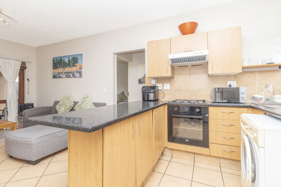 1 Bedroom Property for Sale in Sunninghill Gauteng