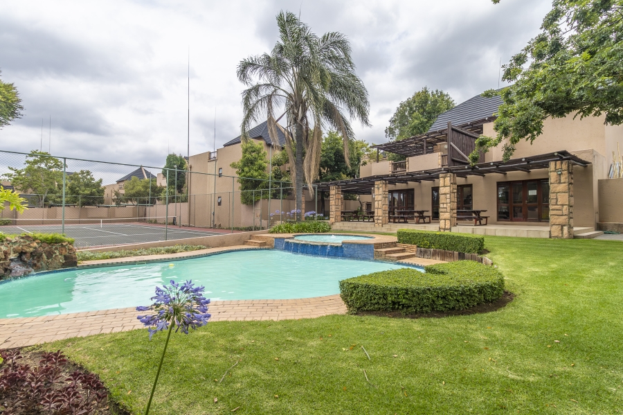 1 Bedroom Property for Sale in Sunninghill Gauteng