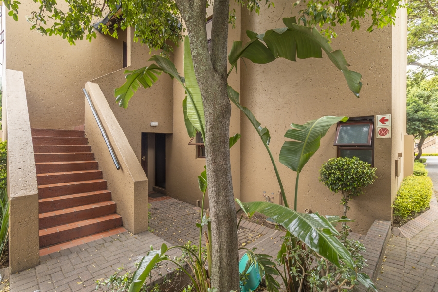 1 Bedroom Property for Sale in Sunninghill Gauteng