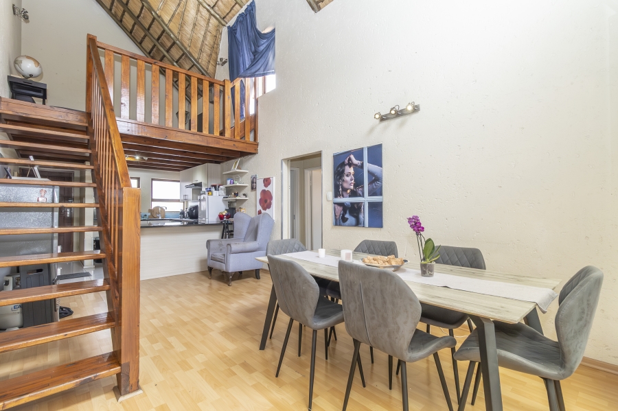 2 Bedroom Property for Sale in Sunninghill Gauteng