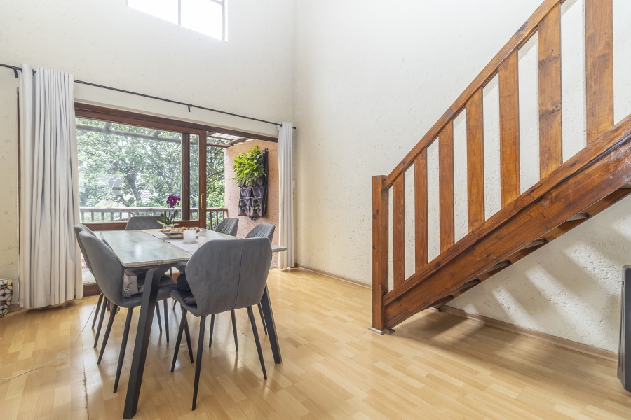 2 Bedroom Property for Sale in Sunninghill Gauteng