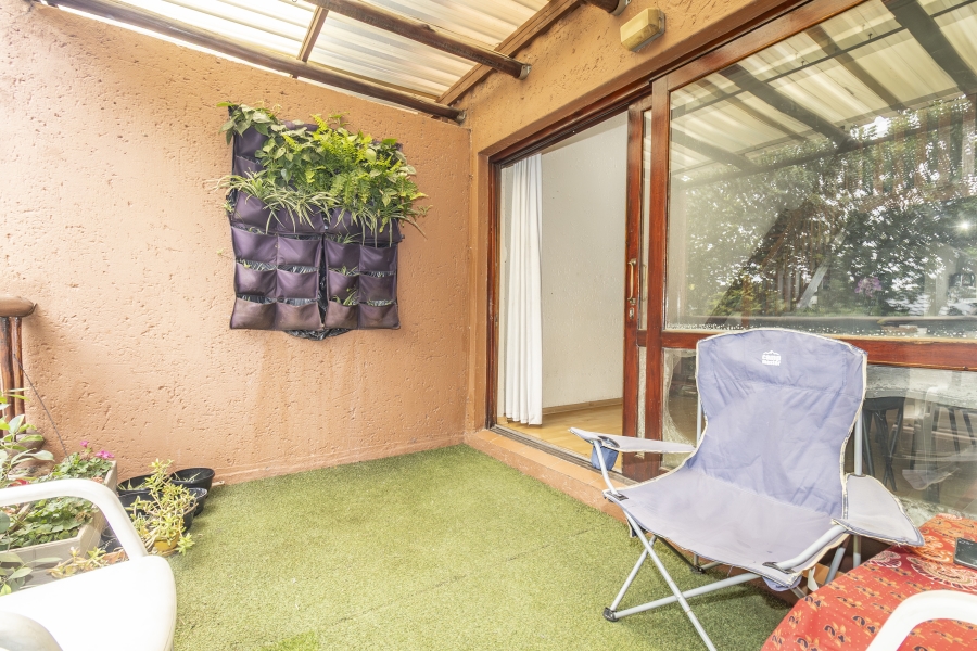 2 Bedroom Property for Sale in Sunninghill Gauteng