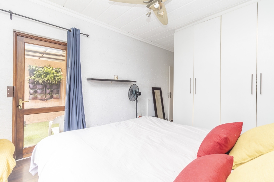 2 Bedroom Property for Sale in Sunninghill Gauteng