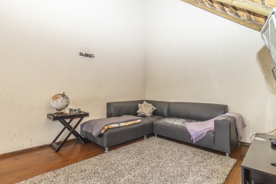 2 Bedroom Property for Sale in Sunninghill Gauteng